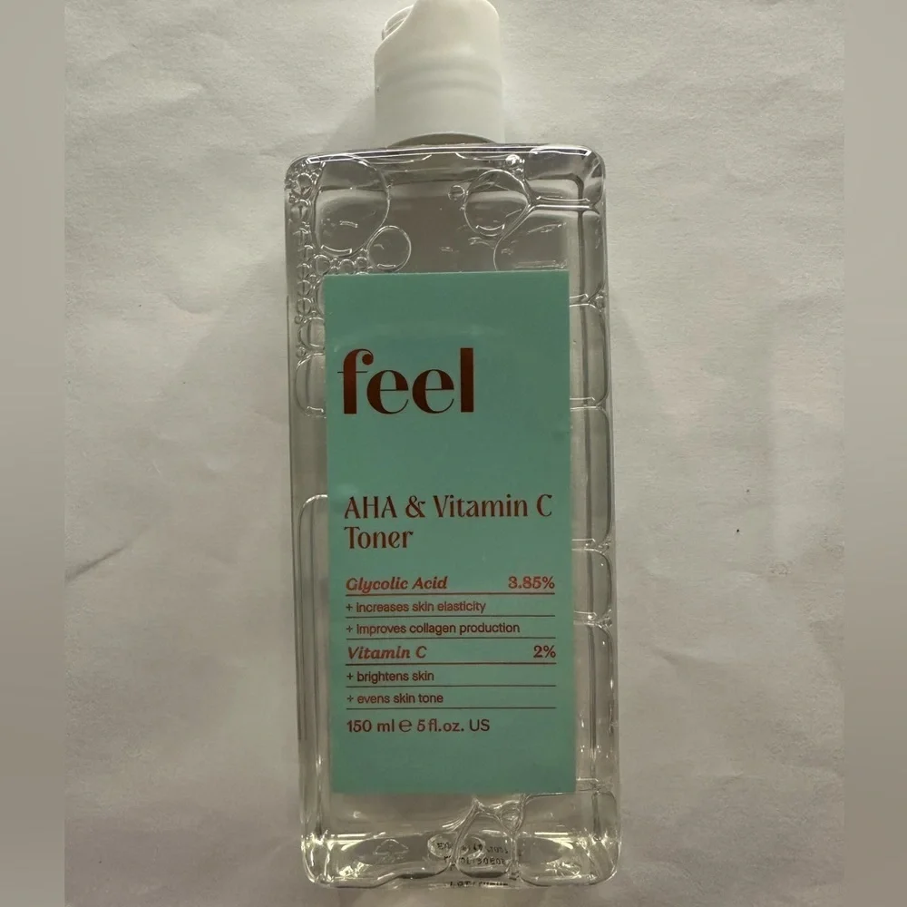 NWT, This is Feel, AHA & Vitamin C Toner, 3.85% Glycolic‎ Acid, 150 ml